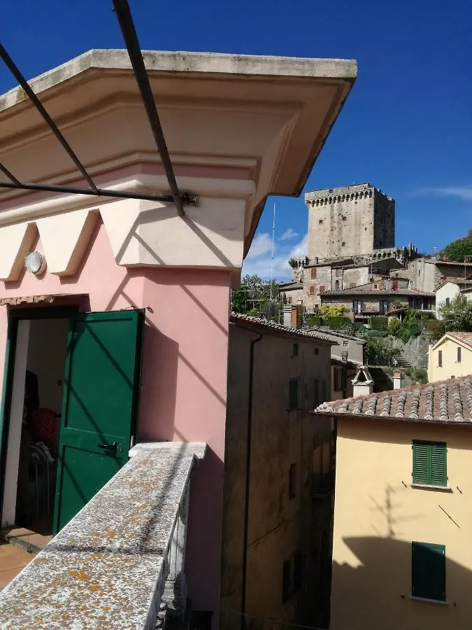 Mansarda Panoramica: Solarium with Historic Sarteano Views Apartment Italy